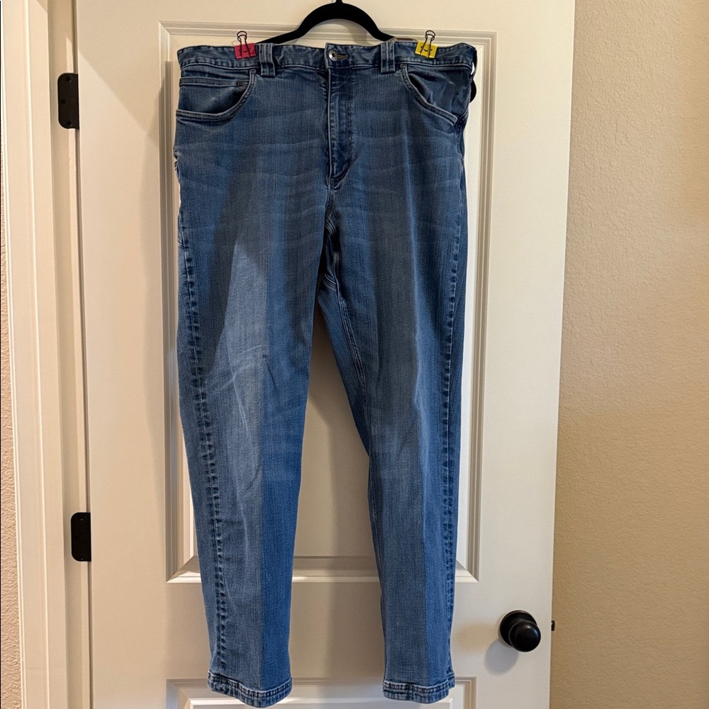 Duluth Trading Co Relaxed Fit Blue Jeans 40x32